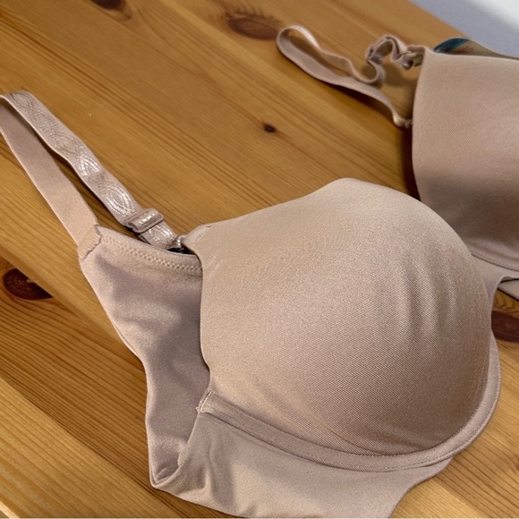 Warner’s Cloud 9 Underwire Contour T-Shirt Bra Smooth Support Size 38C NWT - Picture 2 of 4